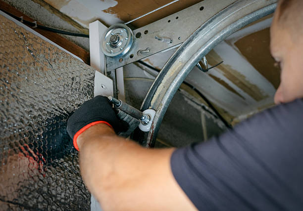 Affordable Garage Door solutions in Strathmore, CA